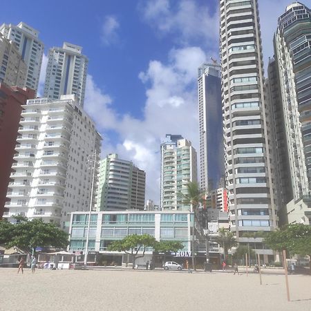 Balneario Camboriu 4 Quartos Avenida Atlantica Екстериор снимка
